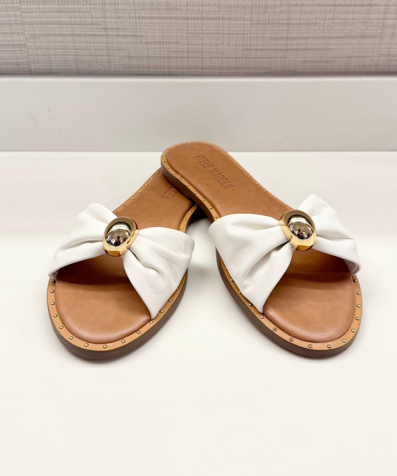 Dipsy White Leather Sandal - MTT Collective
