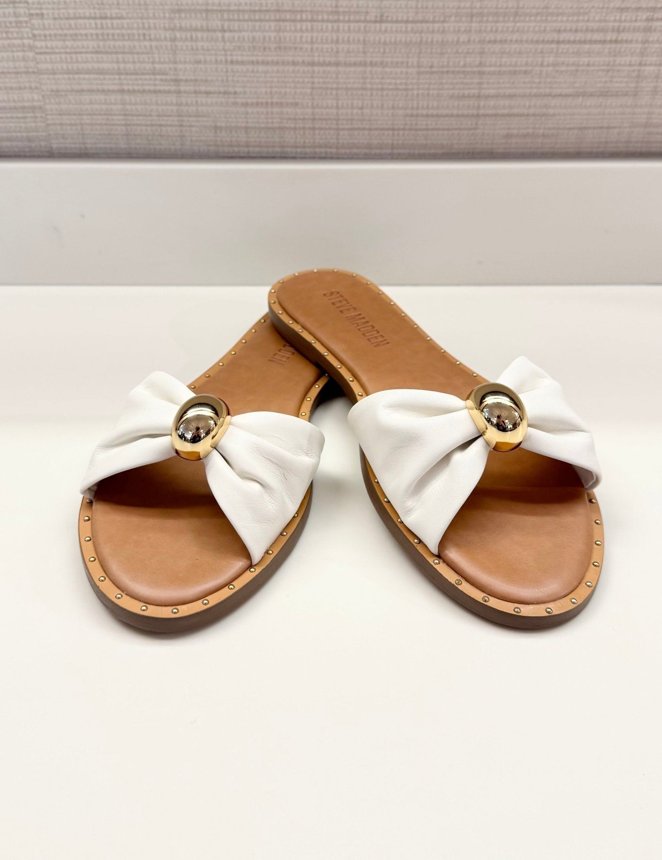 Dipsy White Leather Sandal - MTT Collective