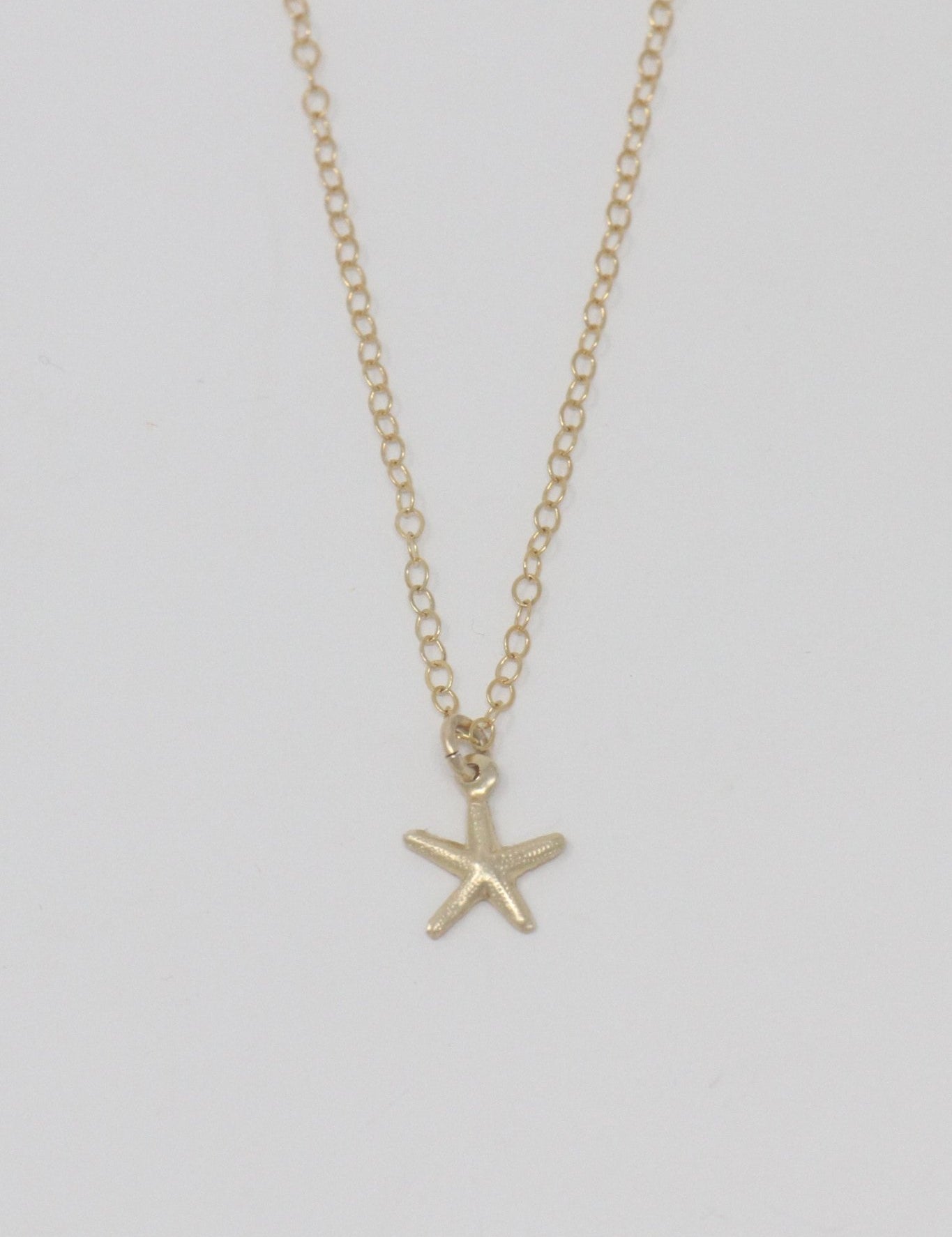 Elise Mini Starfish Necklace | Gold - MTT Collective
