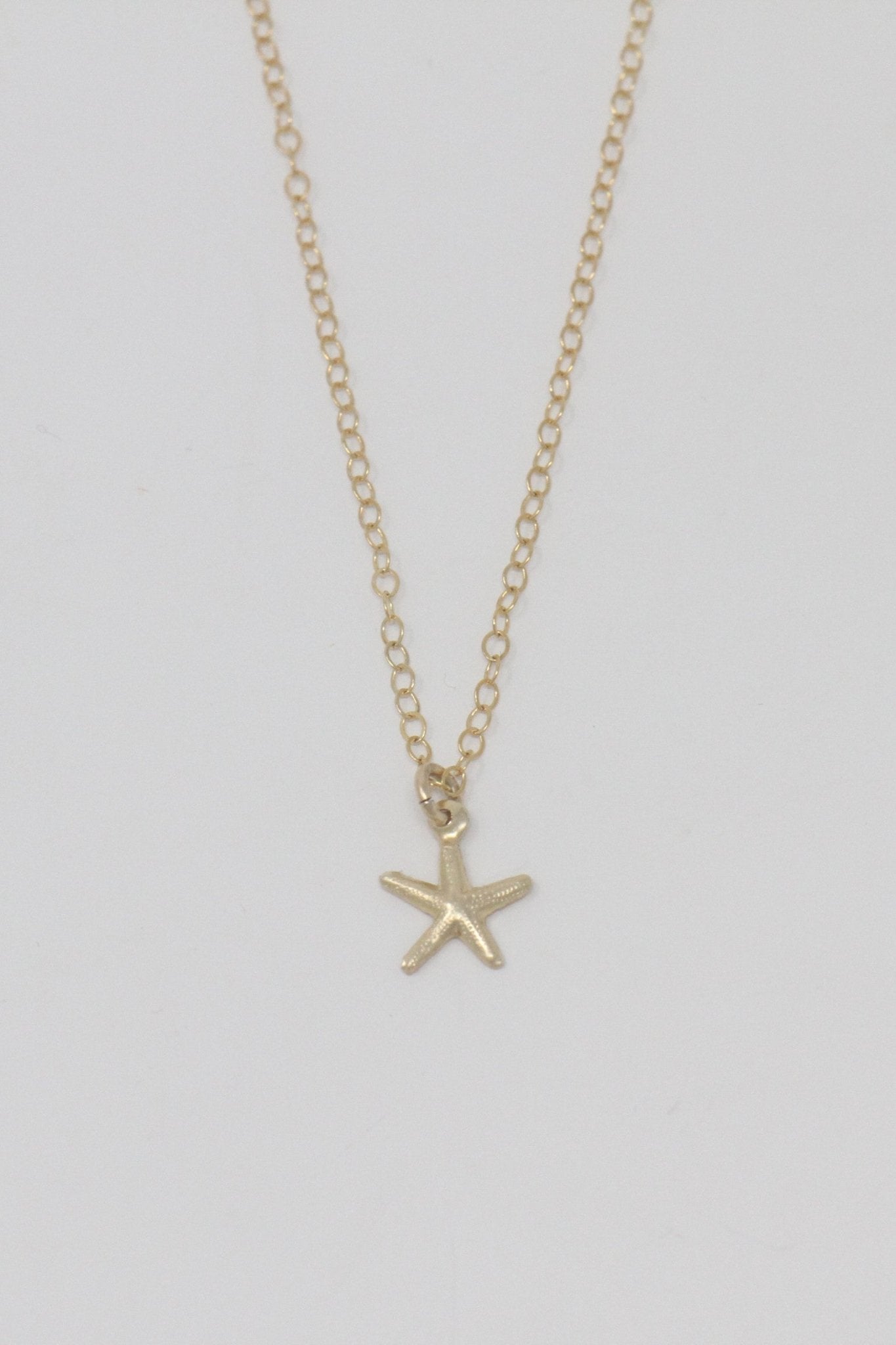 Elise Mini Starfish Necklace | Gold - MTT Collective