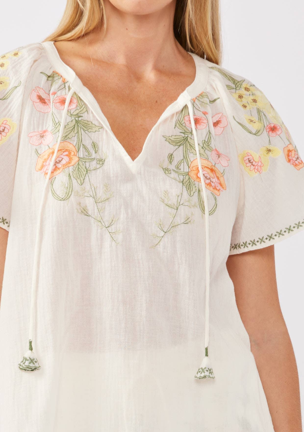 Floral Embroidery Split Neck Short Sleeve Top Cream/Coral