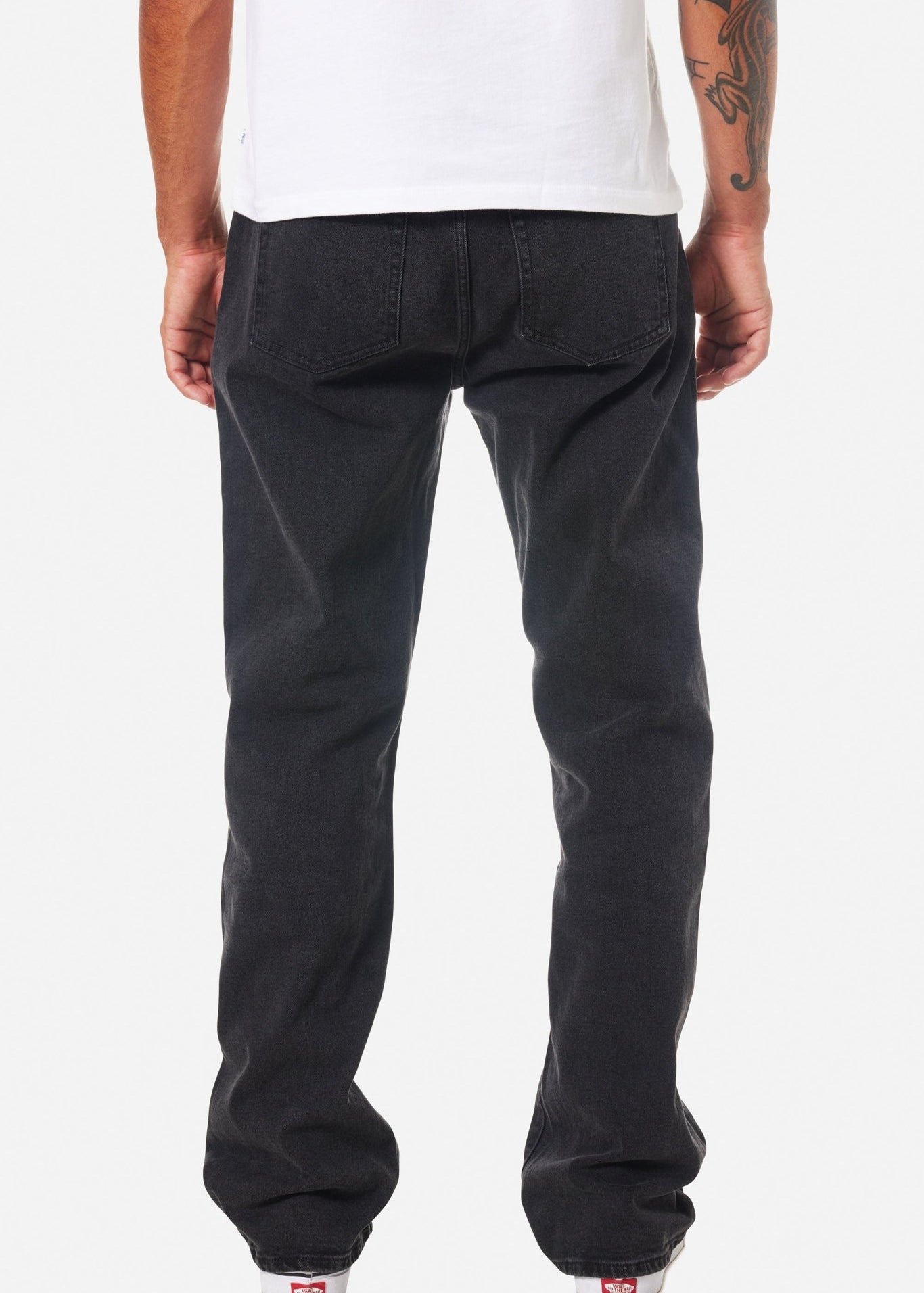 George 64 Relaxed Jeans - MTT Collective