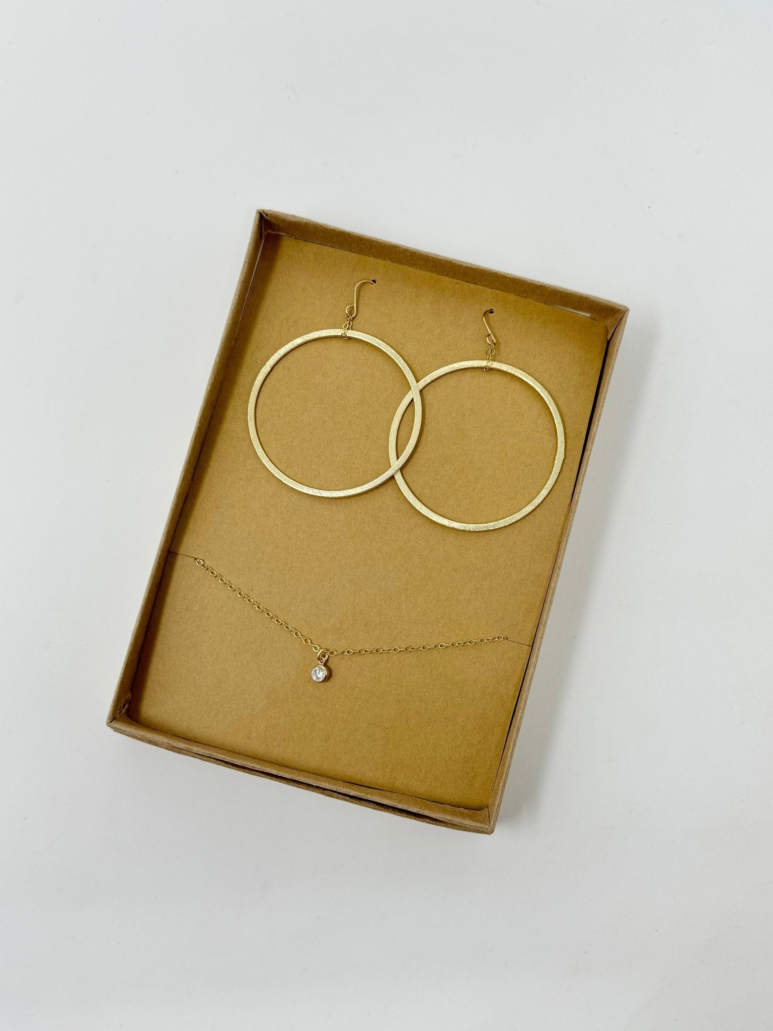 Gift Set | Chloe Earrings & Guiding Light Necklace - MTT Collective