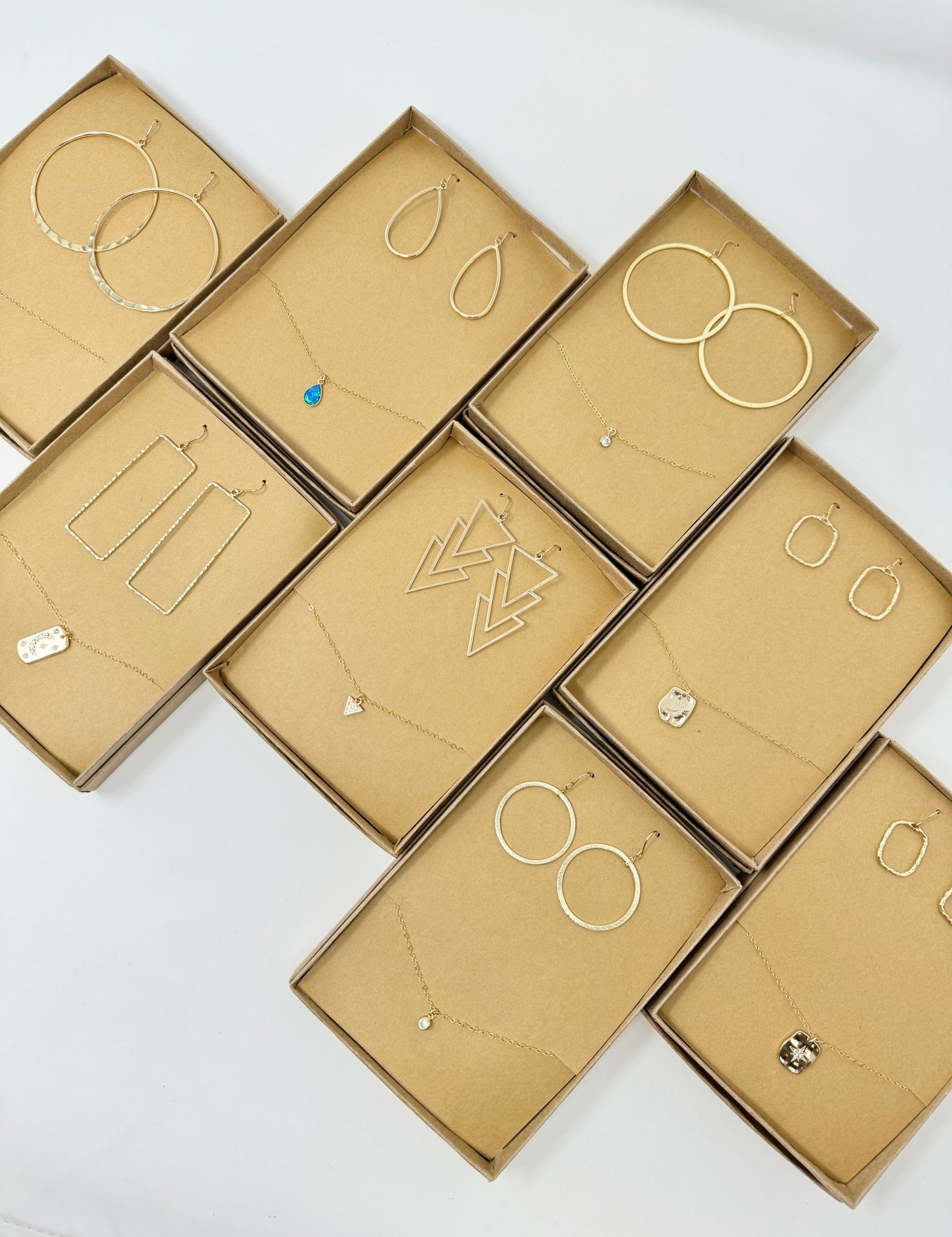 Gift Set | Gigi Earrings & Aisha Necklace Set - MTT Collective