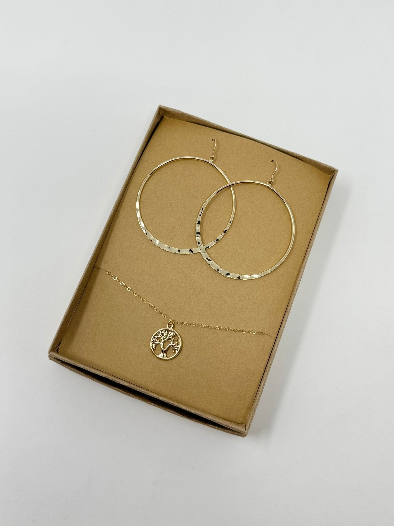 Gift Set | Gigi Earrings & Aisha Necklace Set - MTT Collective