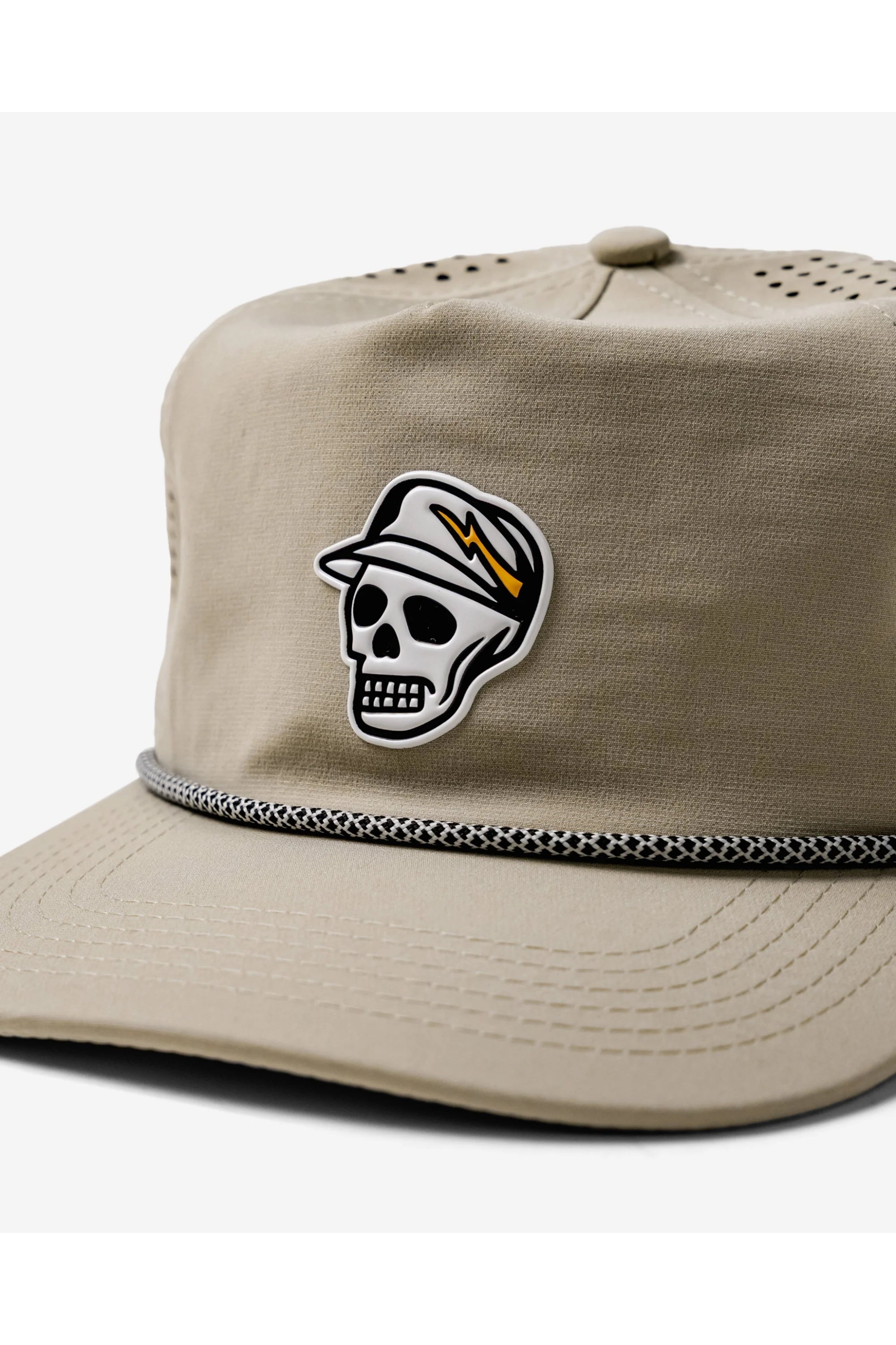 Skull Caddie Performance Rope Hat
