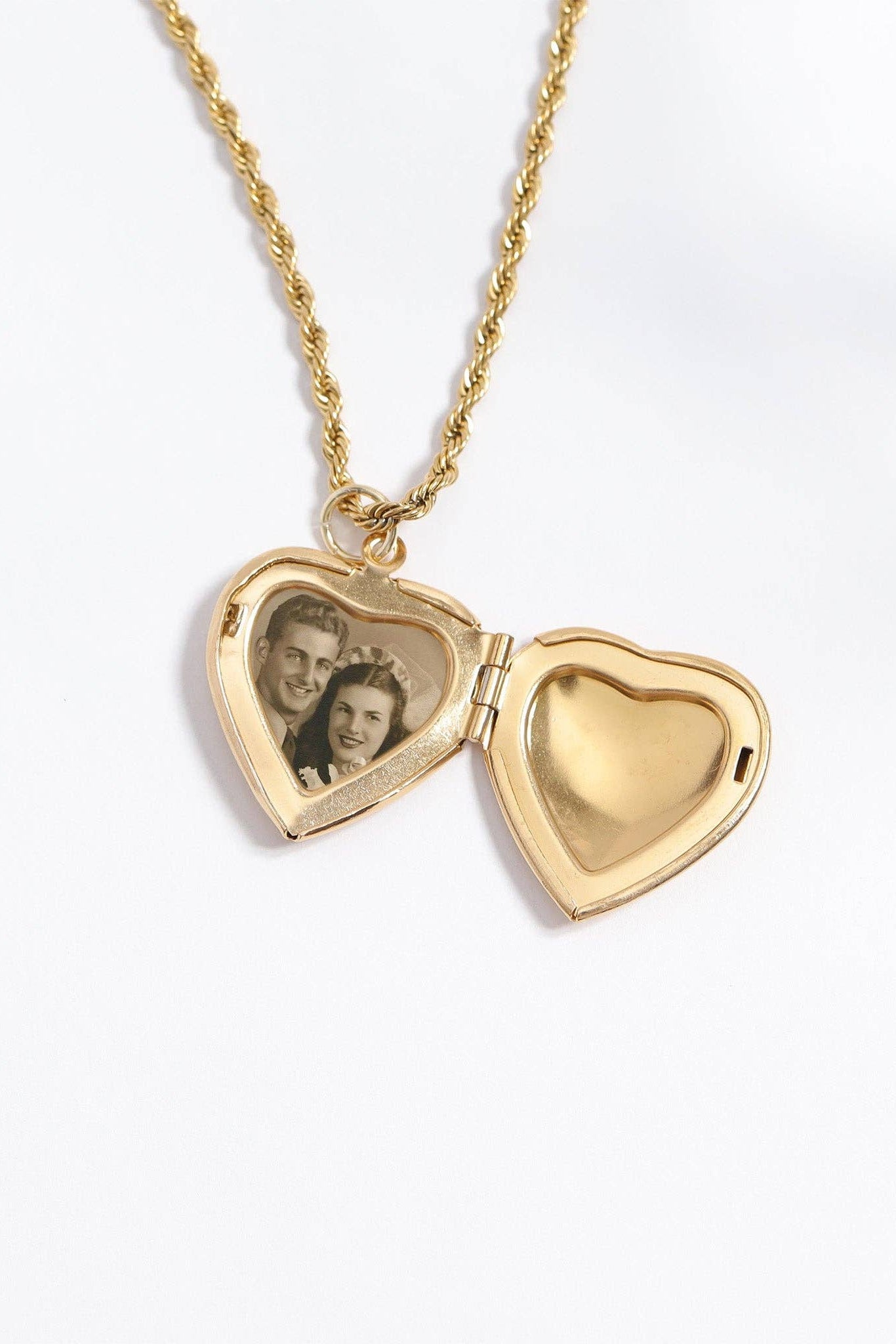 Heart Locket with Rhinestones - MTT Collective