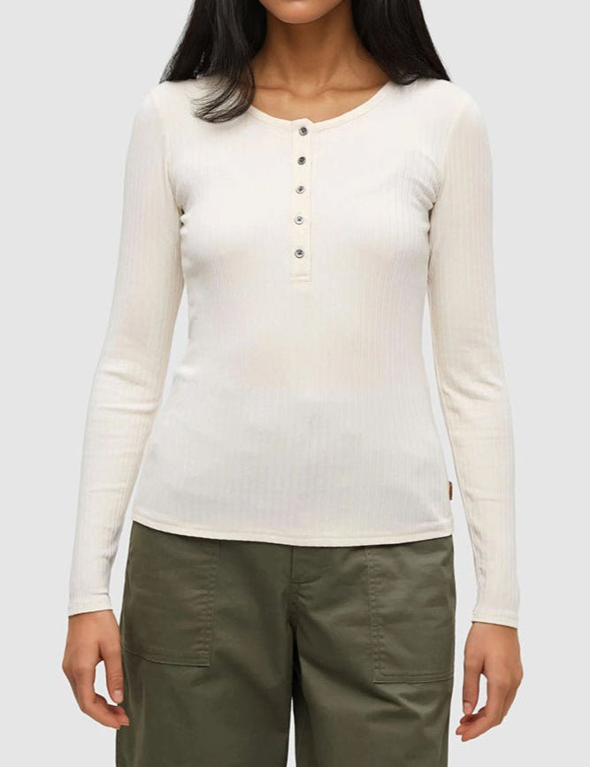 Knowles Henley - MTT Collective