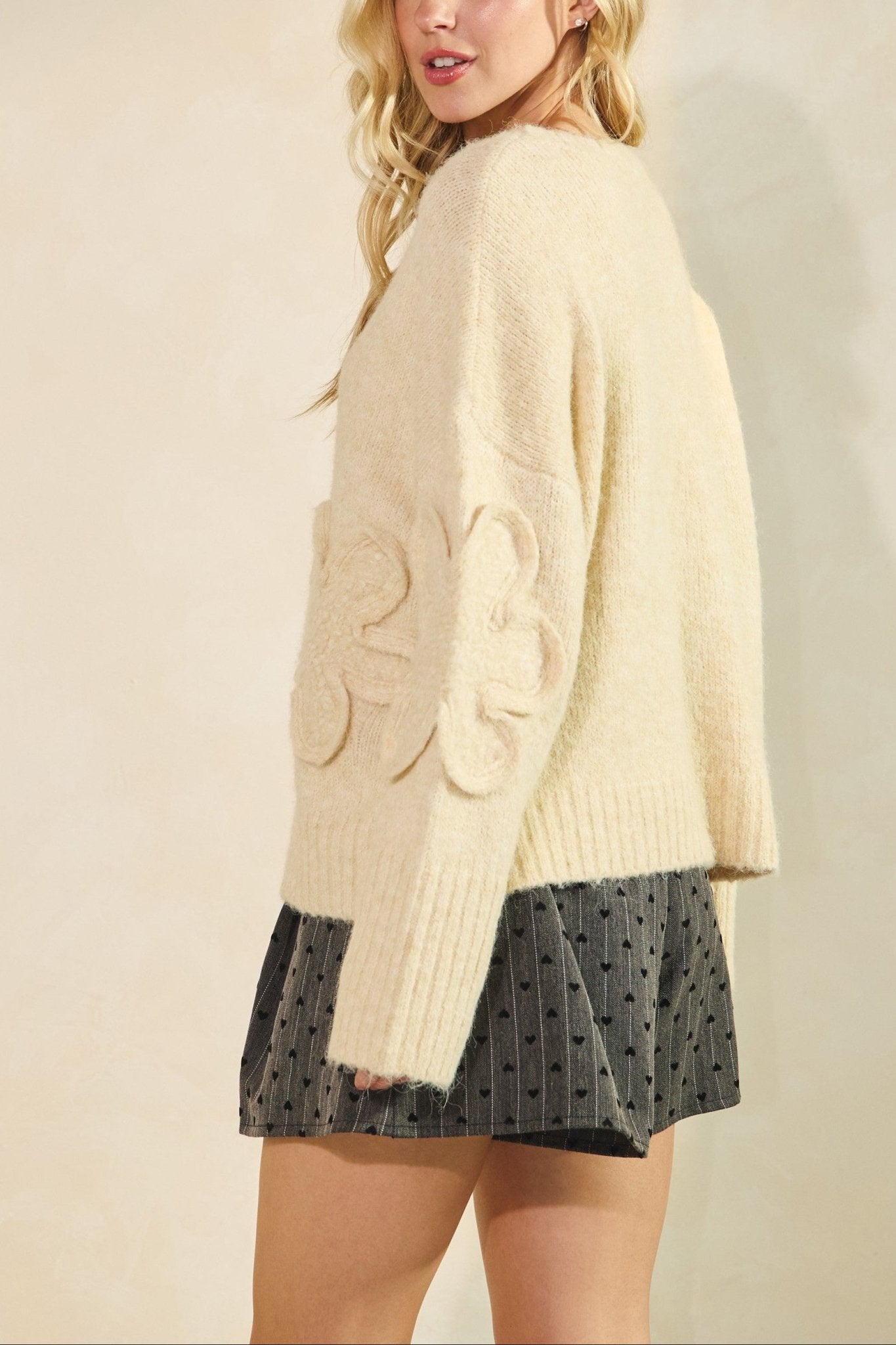 Lila Textured Floral Sweater - MTT Collective