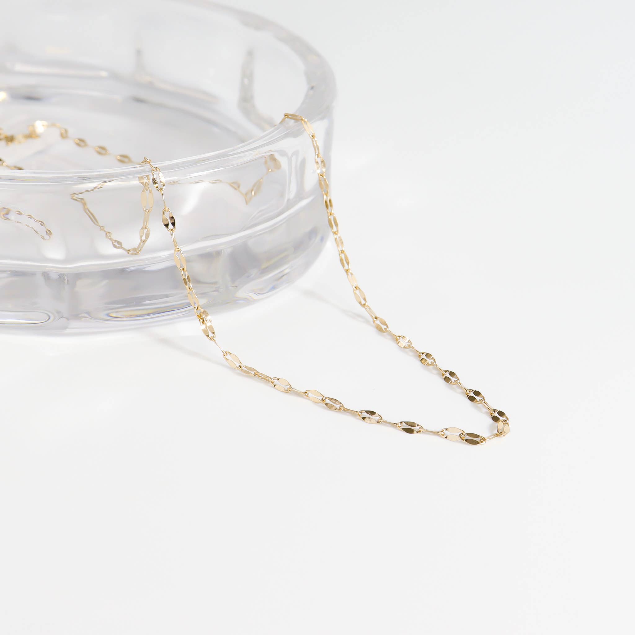 Lola Lip Chain Necklace - MTT Collective