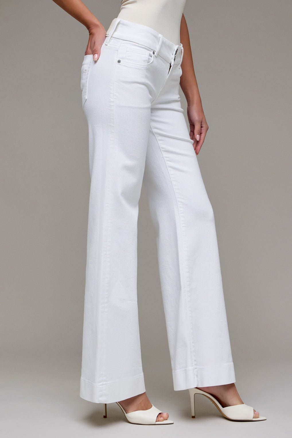 Low Rise Double Button Flare Jean - MTT Collective