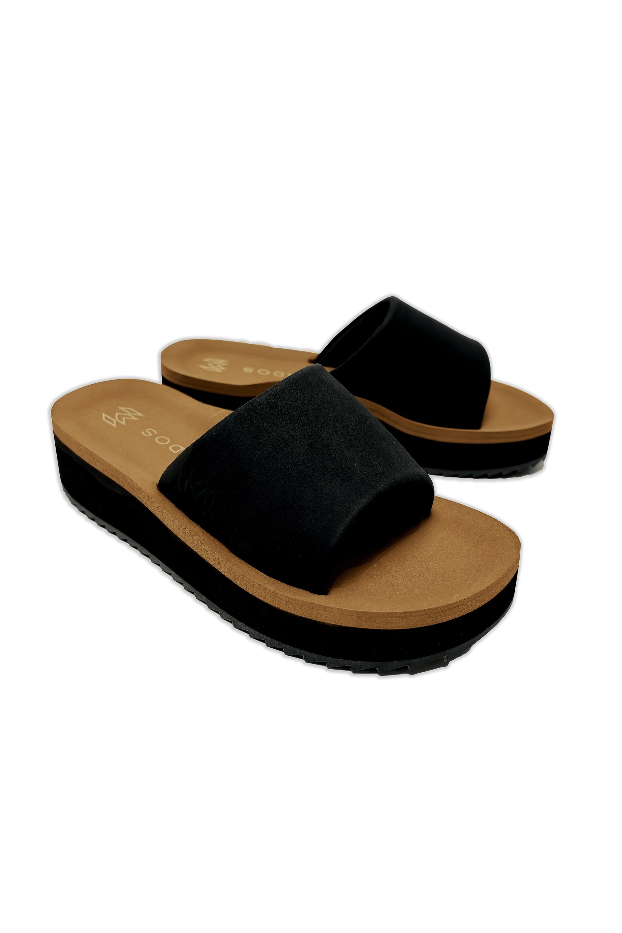 Malvados Gwen comfort platform sandal in Jet — angle view