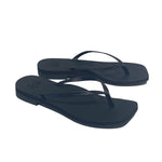 Malvados Lola flip flop sandal in Noir — angle view