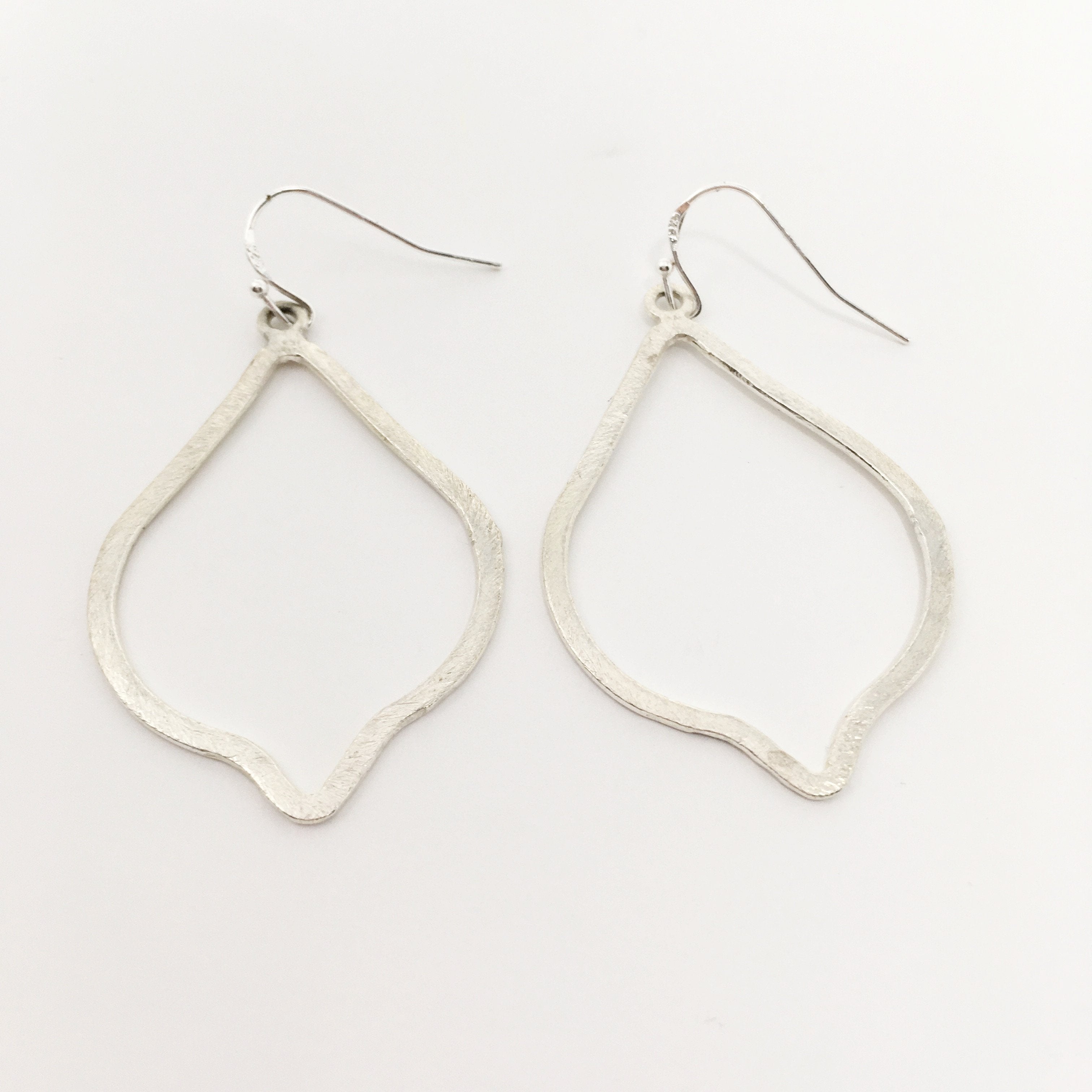 Eliza Brushed Ogee Drop Earrings - MTT Collective