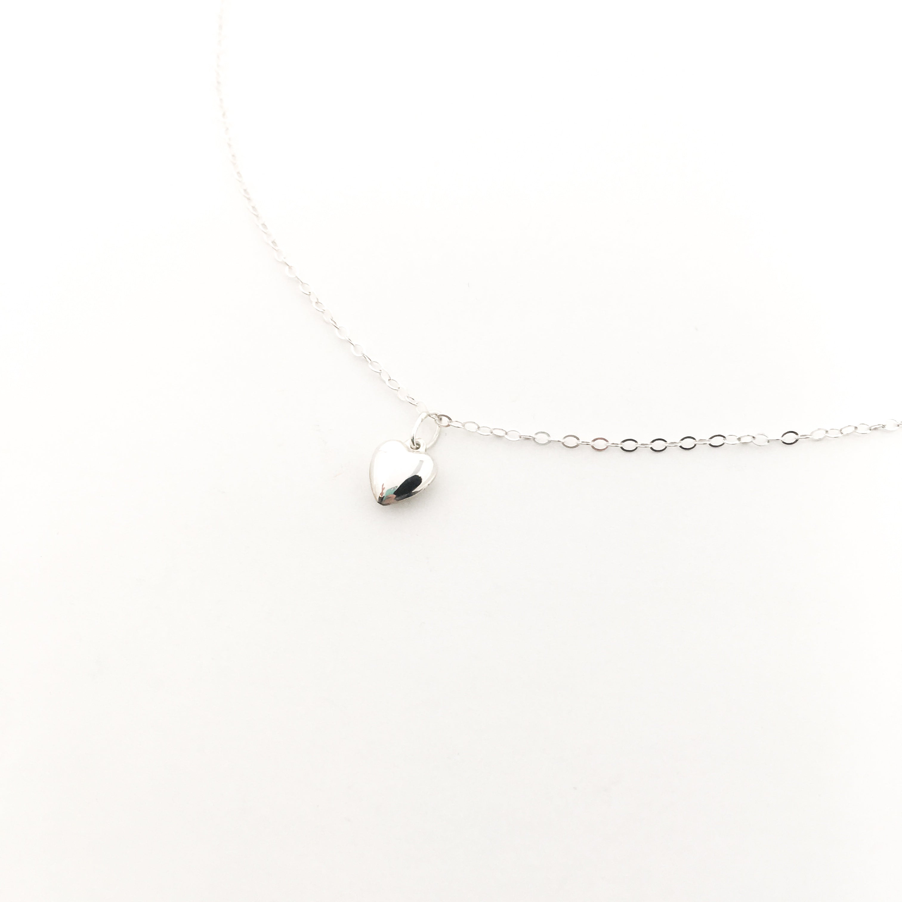 MTT Jewelry - Jewelry - Necklaces - Brielle Dainty Heart Necklace - MTT Collective