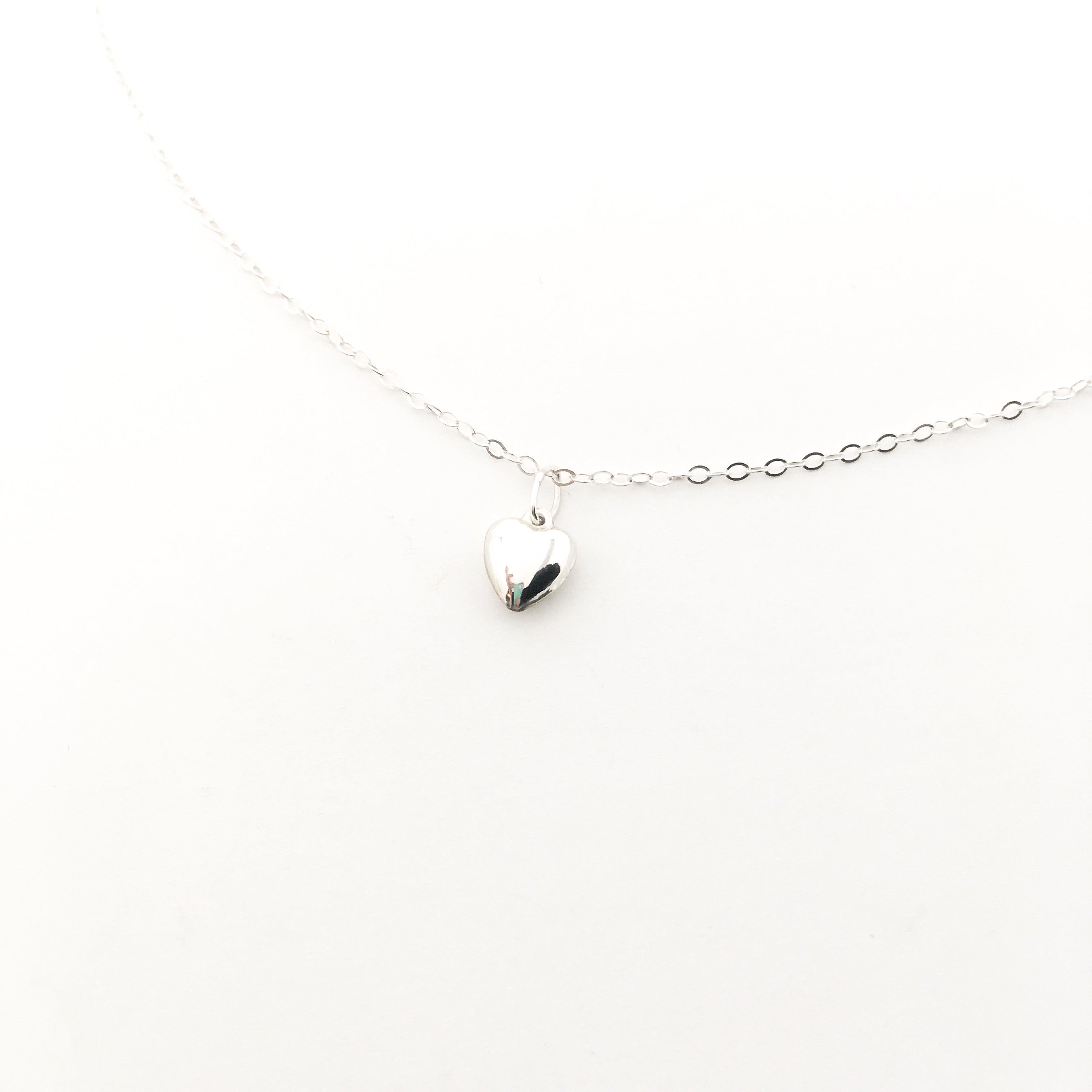 MTT Jewelry - Jewelry - Necklaces - Brielle Dainty Heart Necklace - MTT Collective