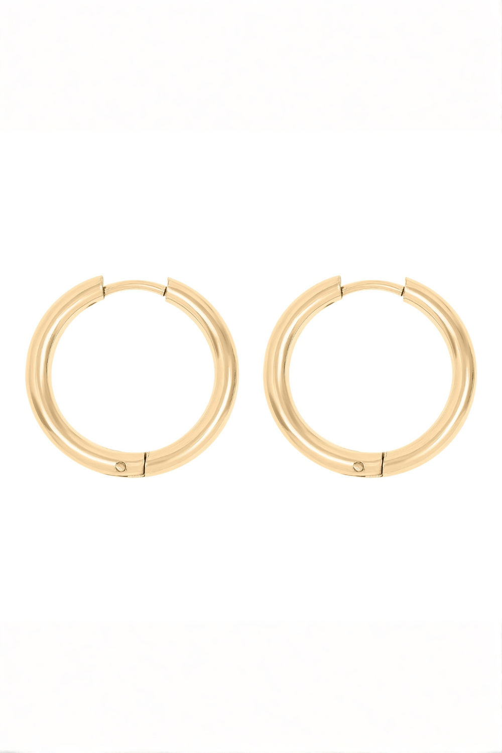 Nicole Simple Hoop Earrings - MTT Collective