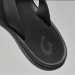 OluKai 'Ohana Black detail