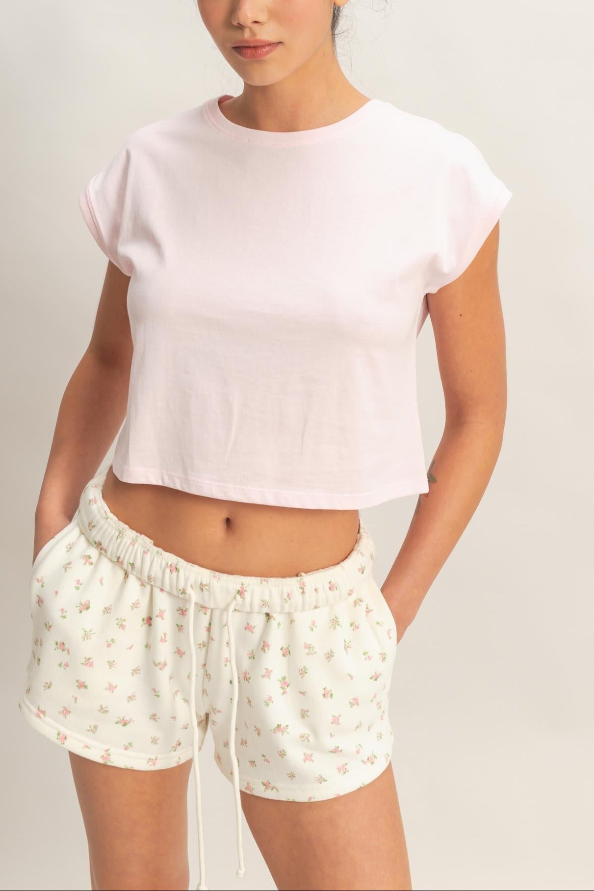 Daisy Crew Neck Sleeveless Top - Soft Pink
