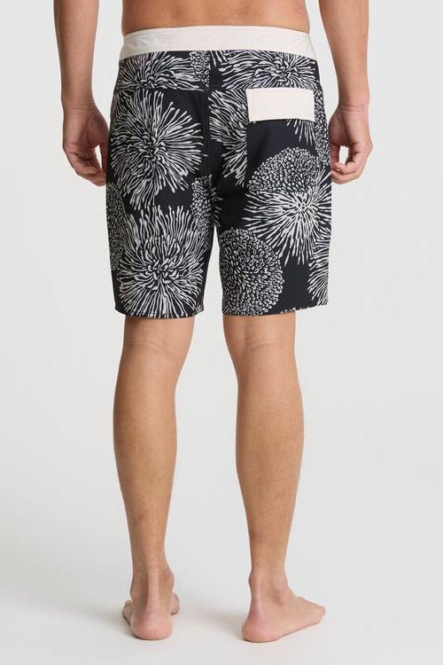 Passage 17" Boardshorts - MTT Collective