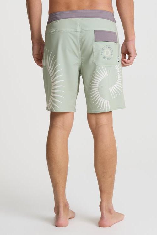 Passage 17" Boardshorts - MTT Collective