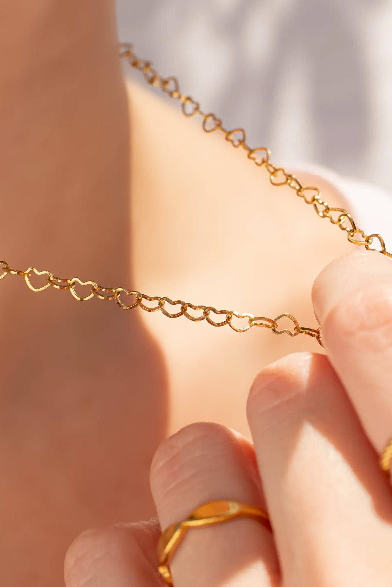 Raelynn Linked Heart Chain Necklace - MTT Collective