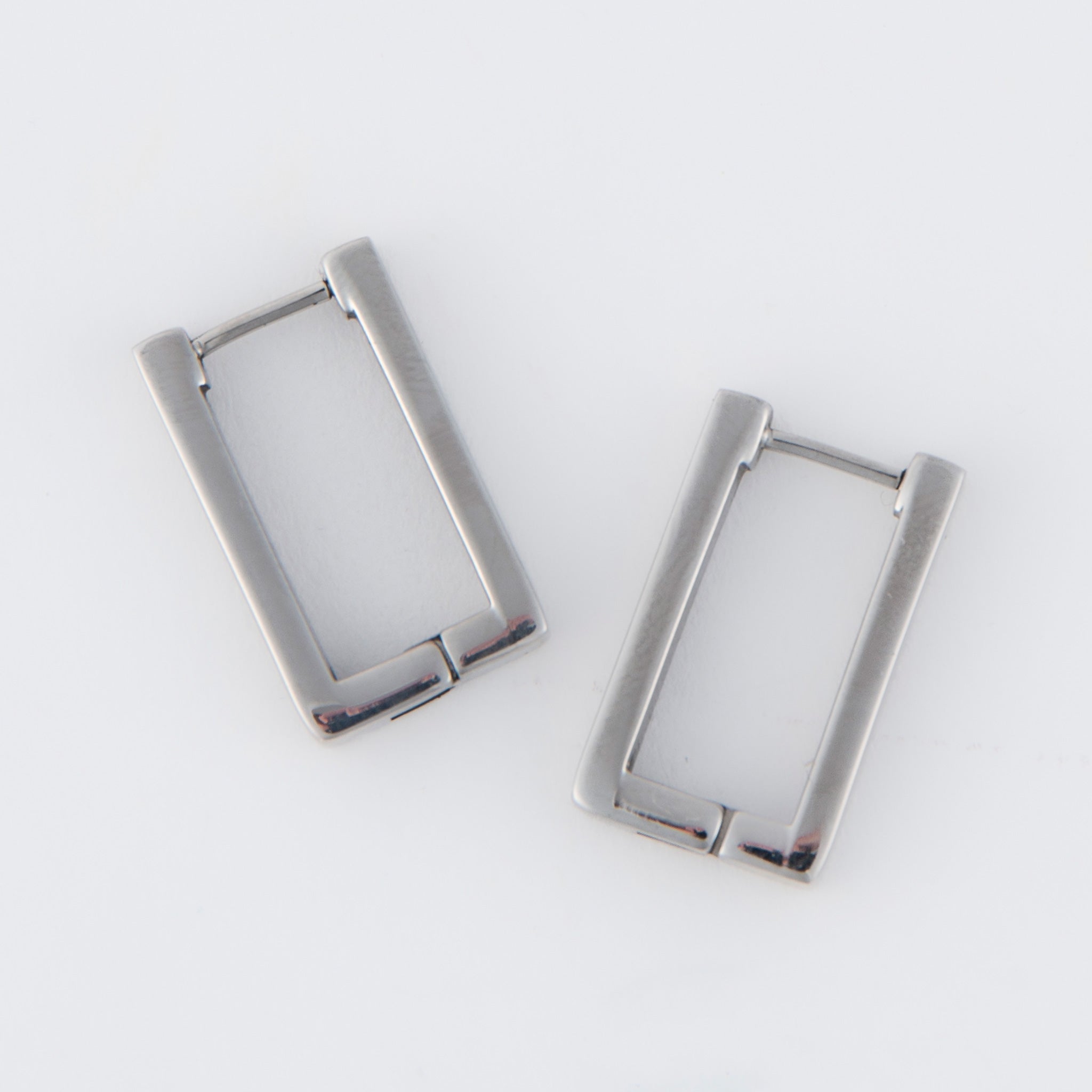 Rectangle Hoop Earring - MTT Collective