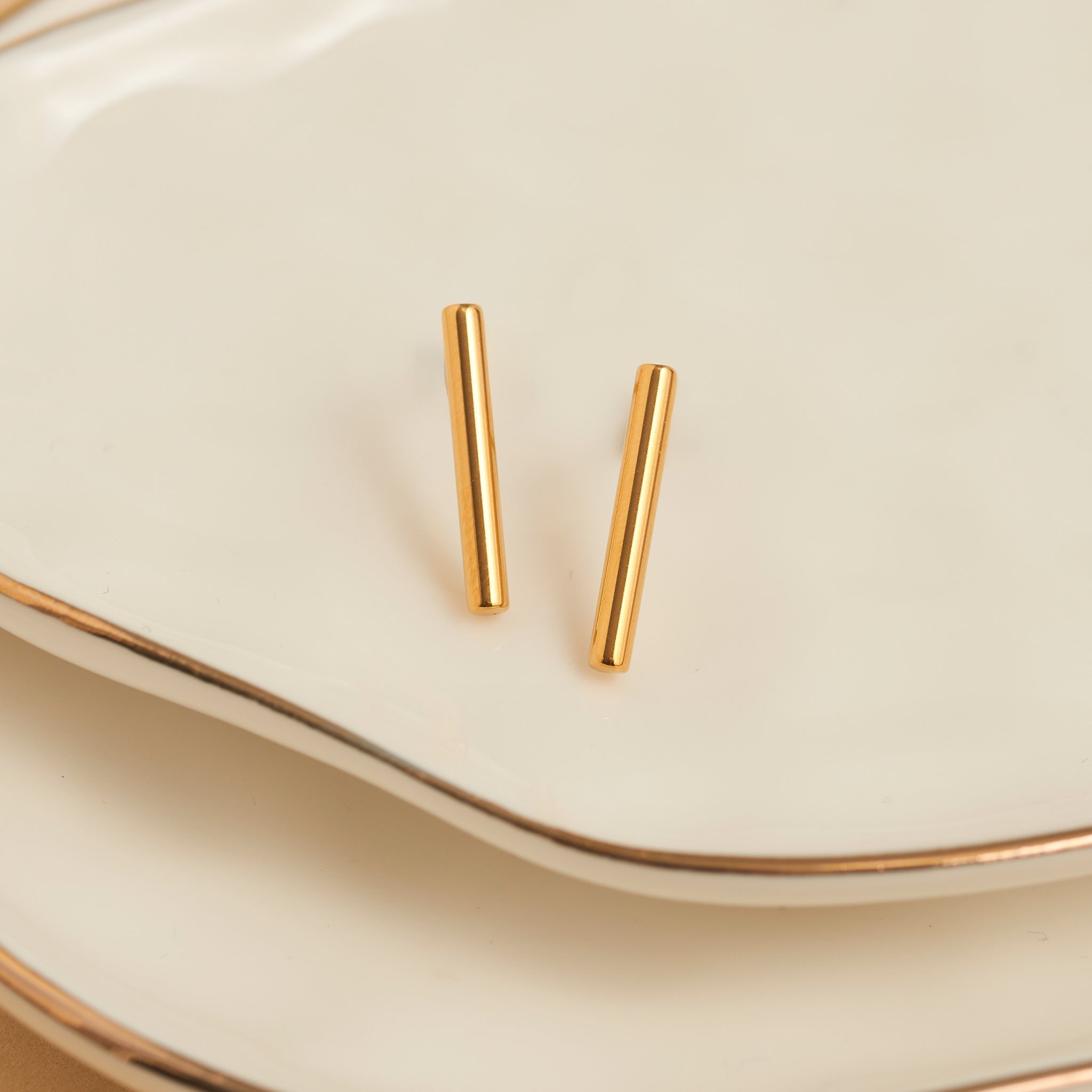 Round Bar Stud Earrings - MTT Collective