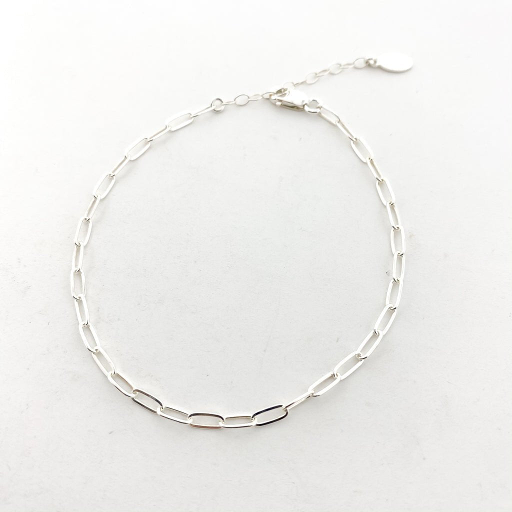 Sadie Oval Chain Bracelet - MTT Collective