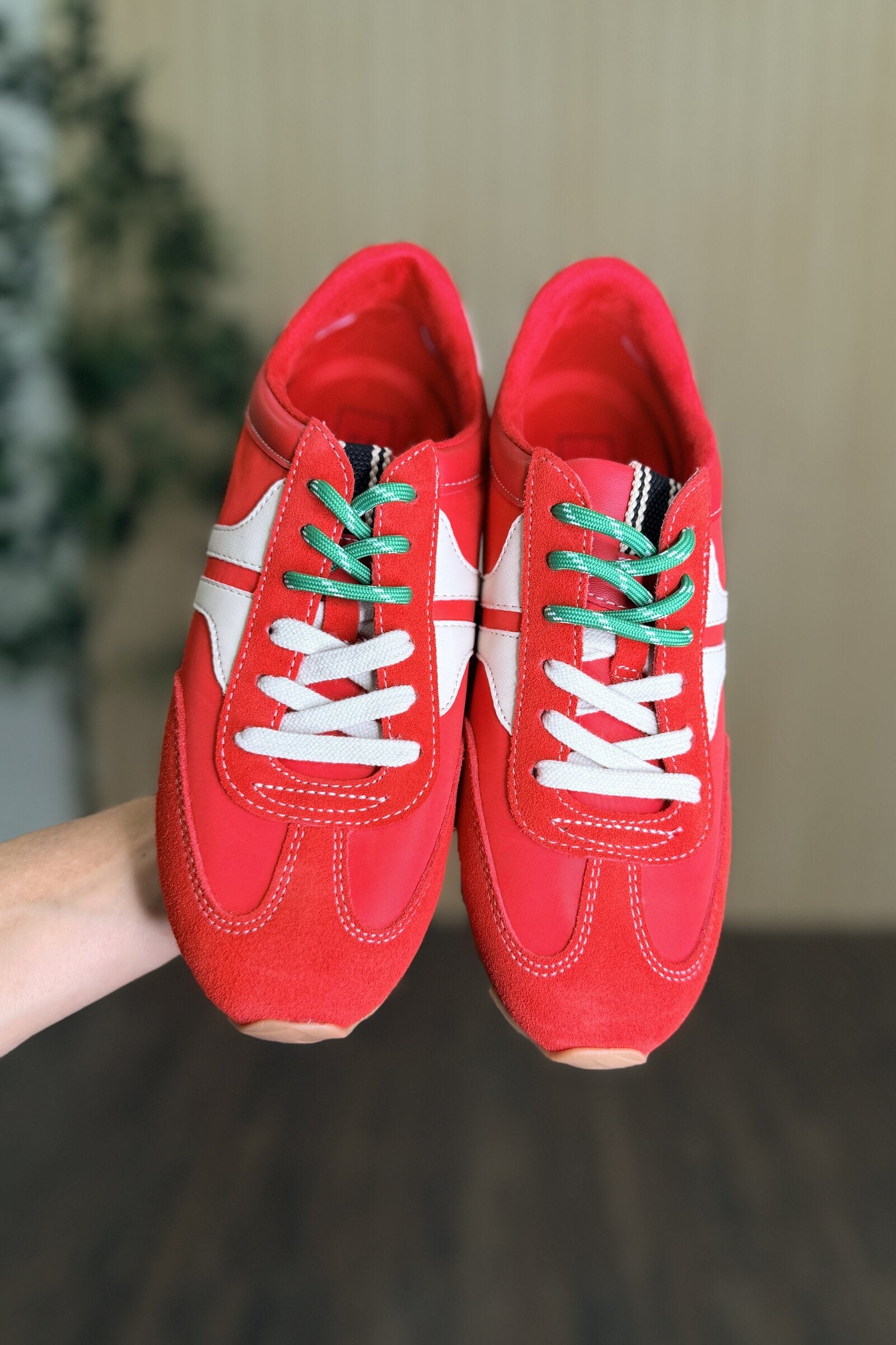 Sarah Retro Low Top Sneaker