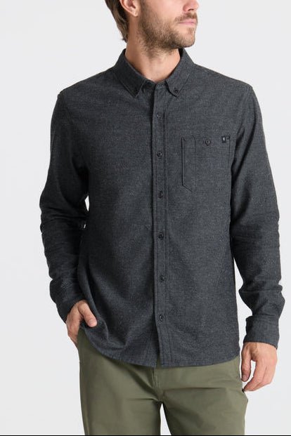 Scholar Chambray Button Up Shirt - MTT Collective