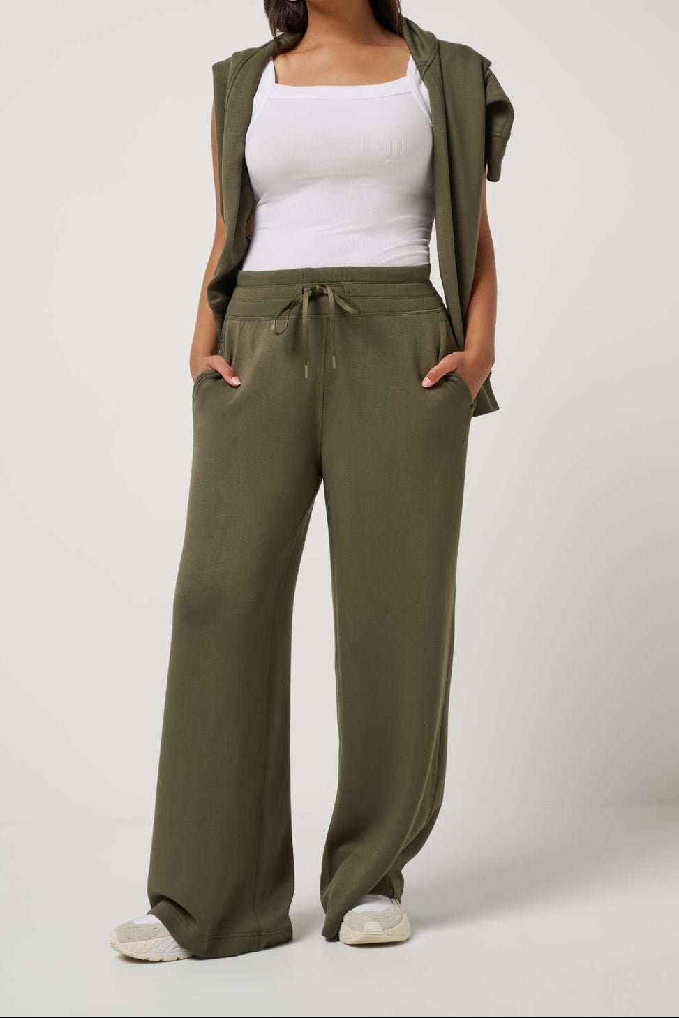 Skyloft Soft Wide Leg Pant - MTT Collective