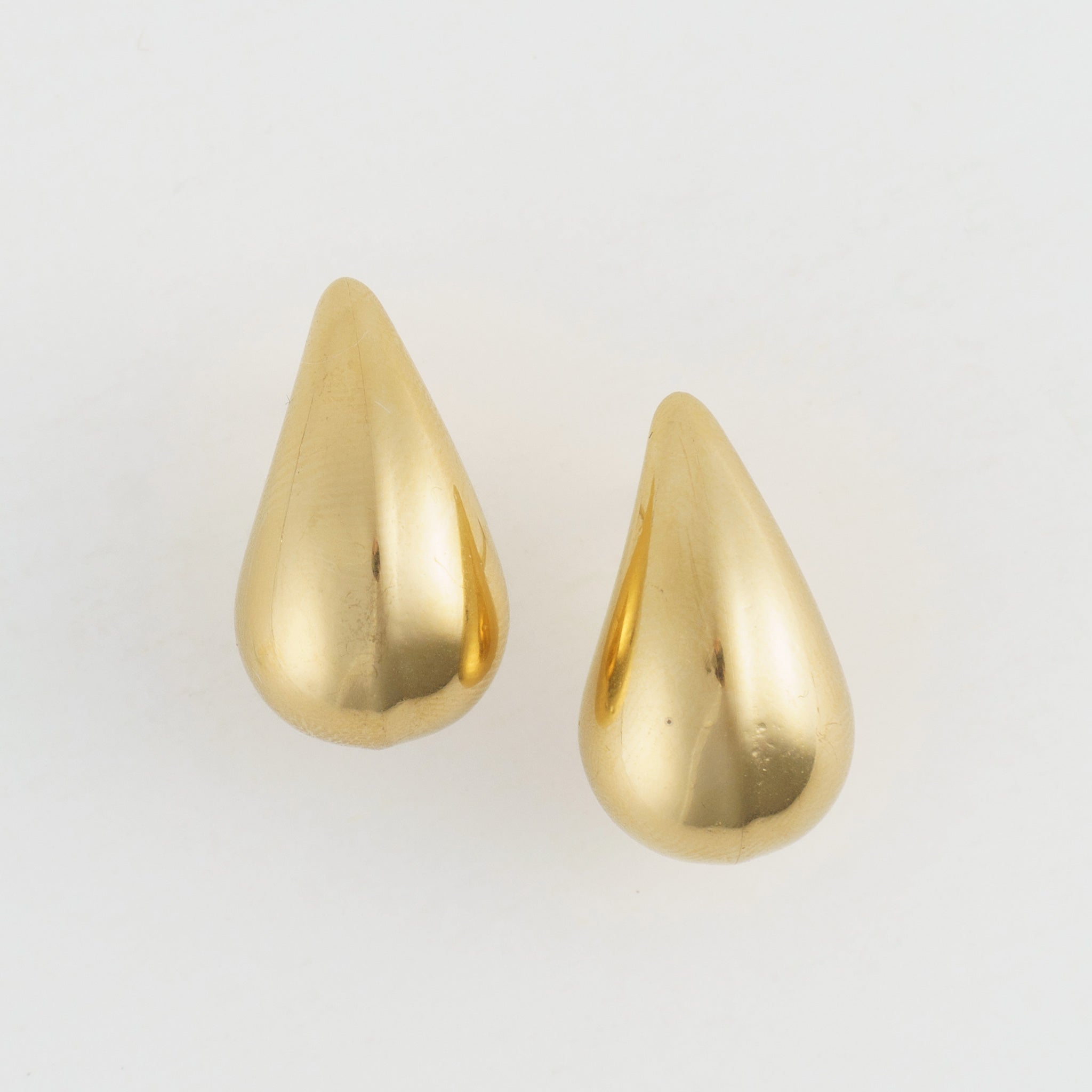 Small Tear Drop Stud Earrings - MTT Collective