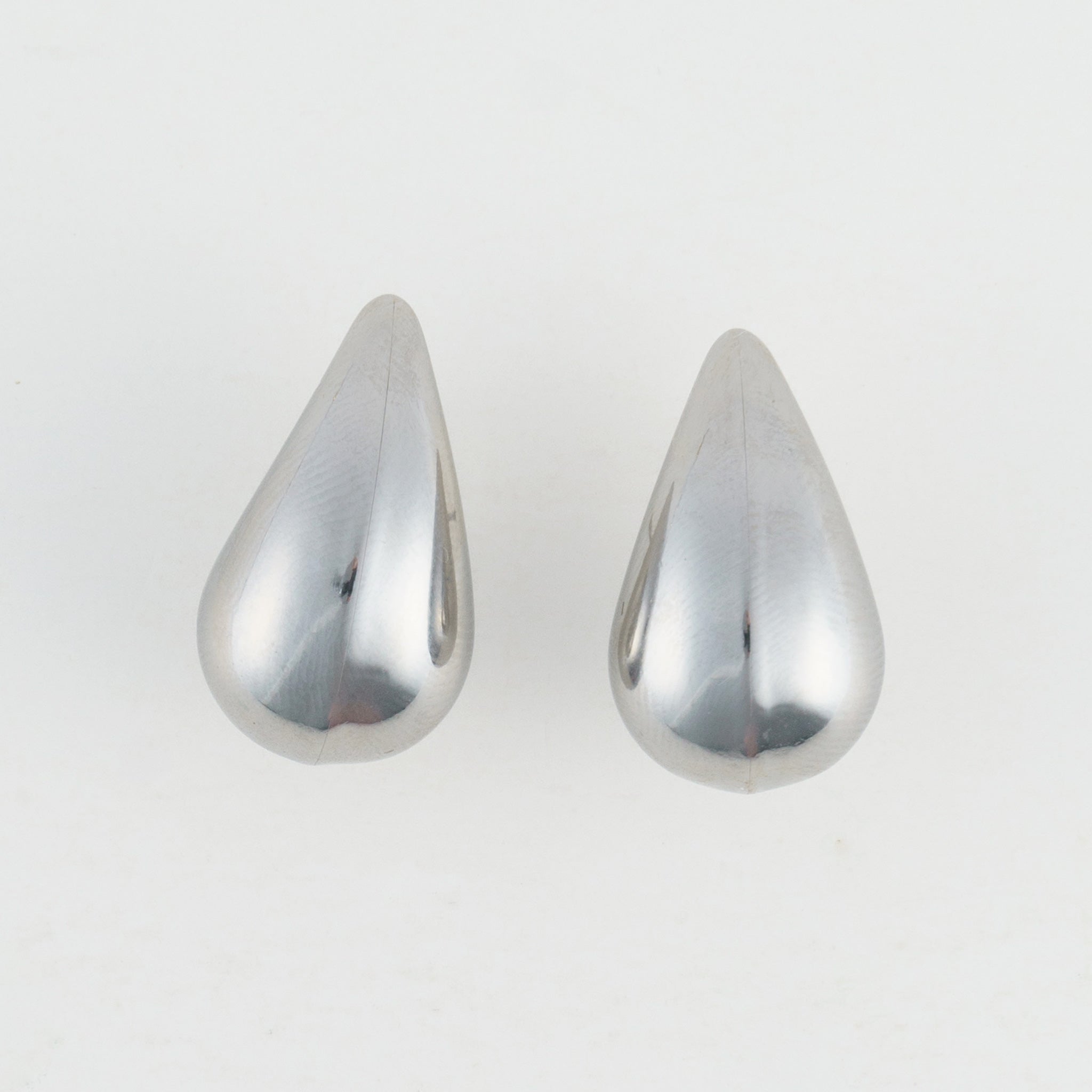 Small Tear Drop Stud Earrings - MTT Collective