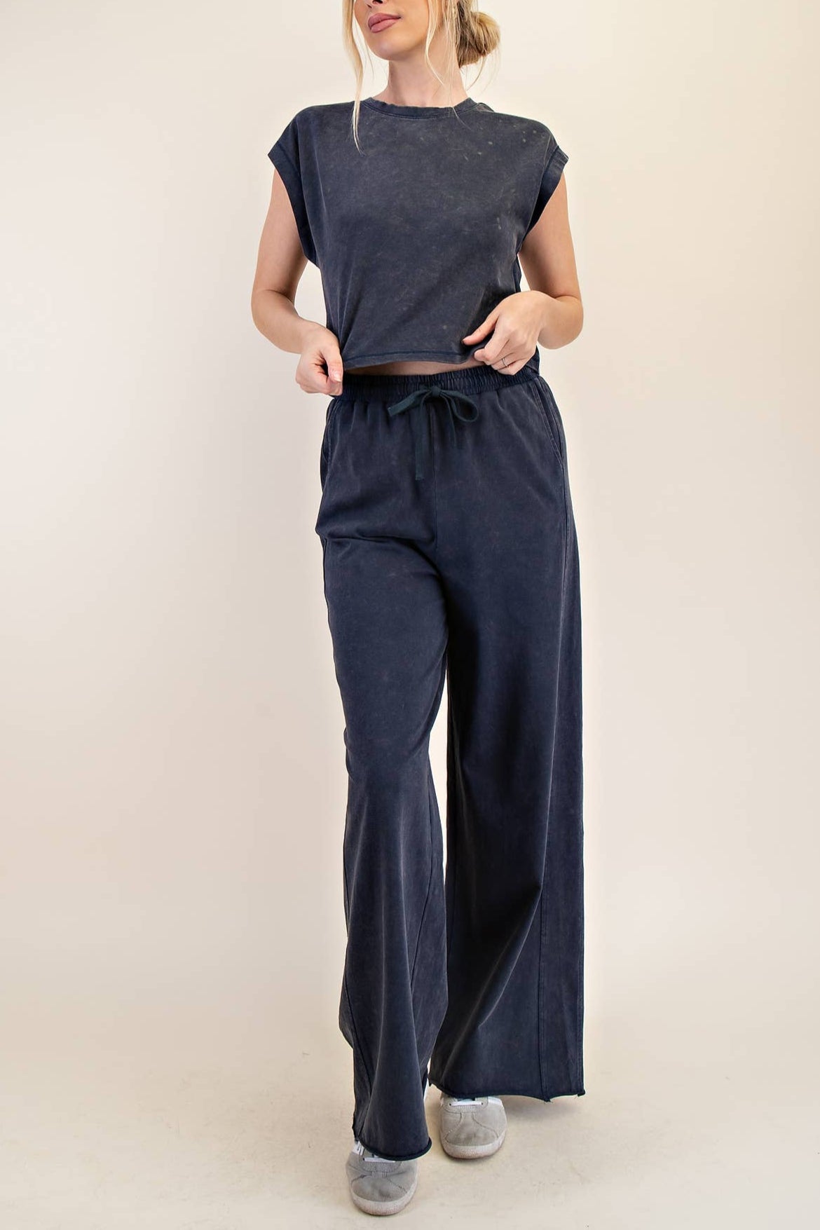 Teegan Round Neck Short Sleeve Top - MTT Collective