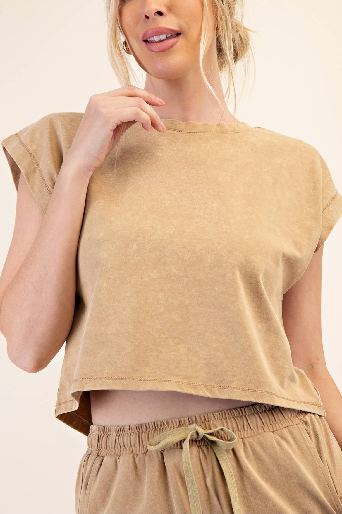 Teegan Round Neck Short Sleeve Top - MTT Collective