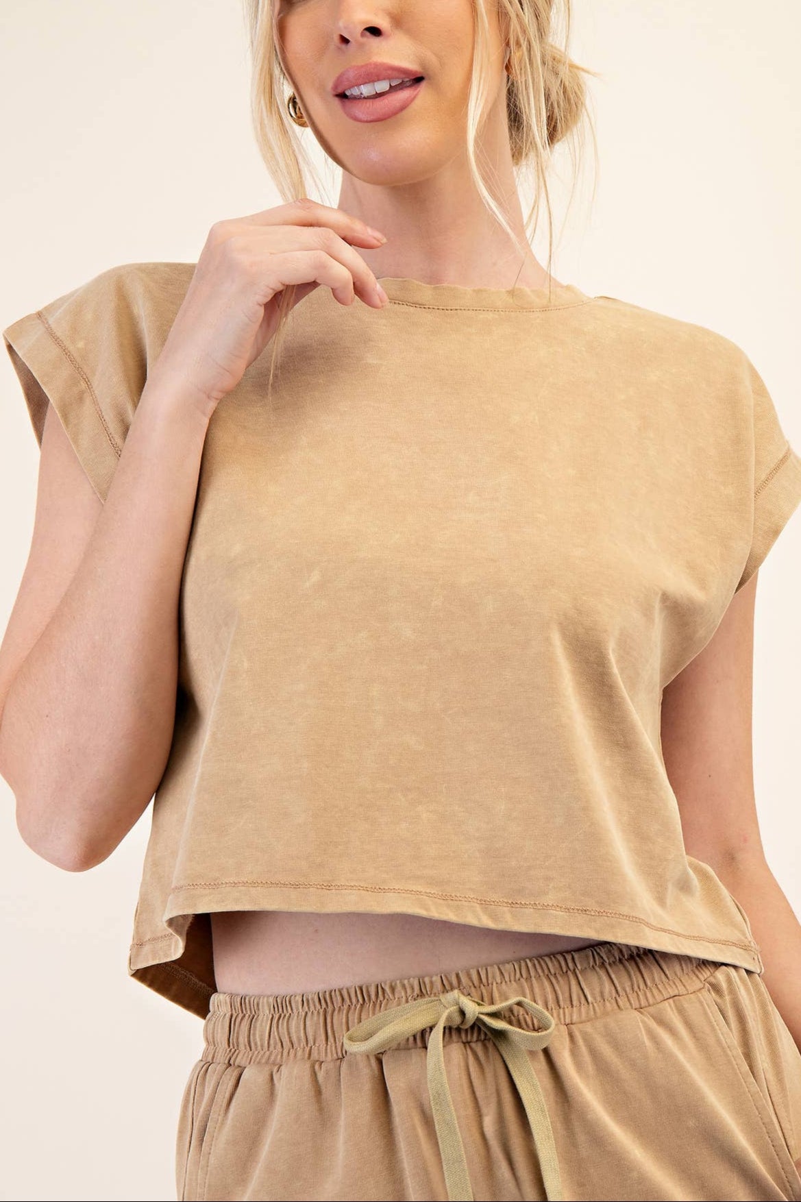 Teegan Round Neck Short Sleeve Top - MTT Collective