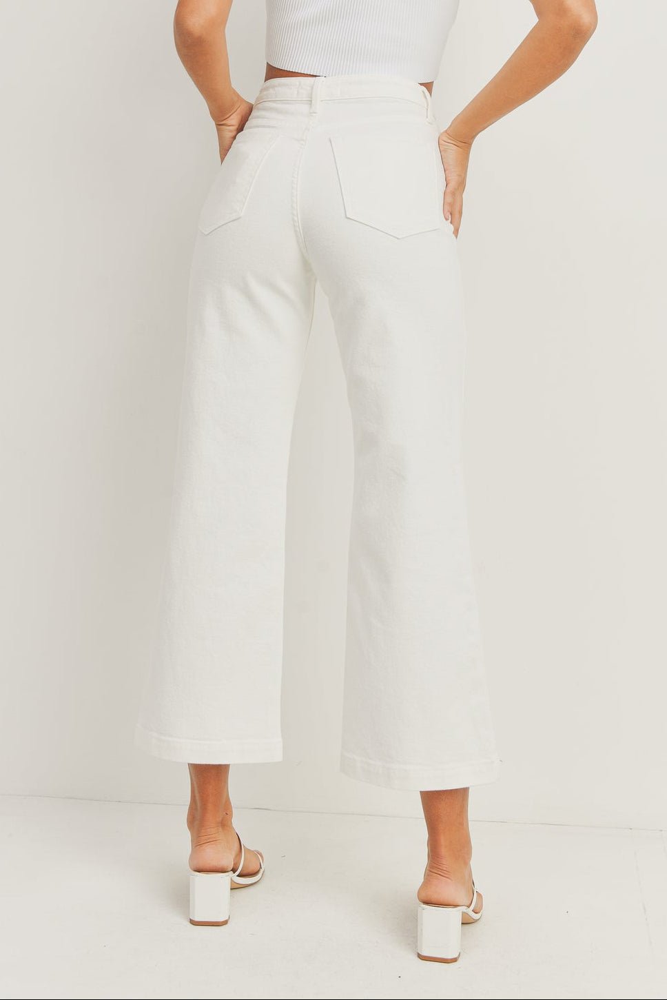 The Patch Pocket Wide Leg - MTT Collective