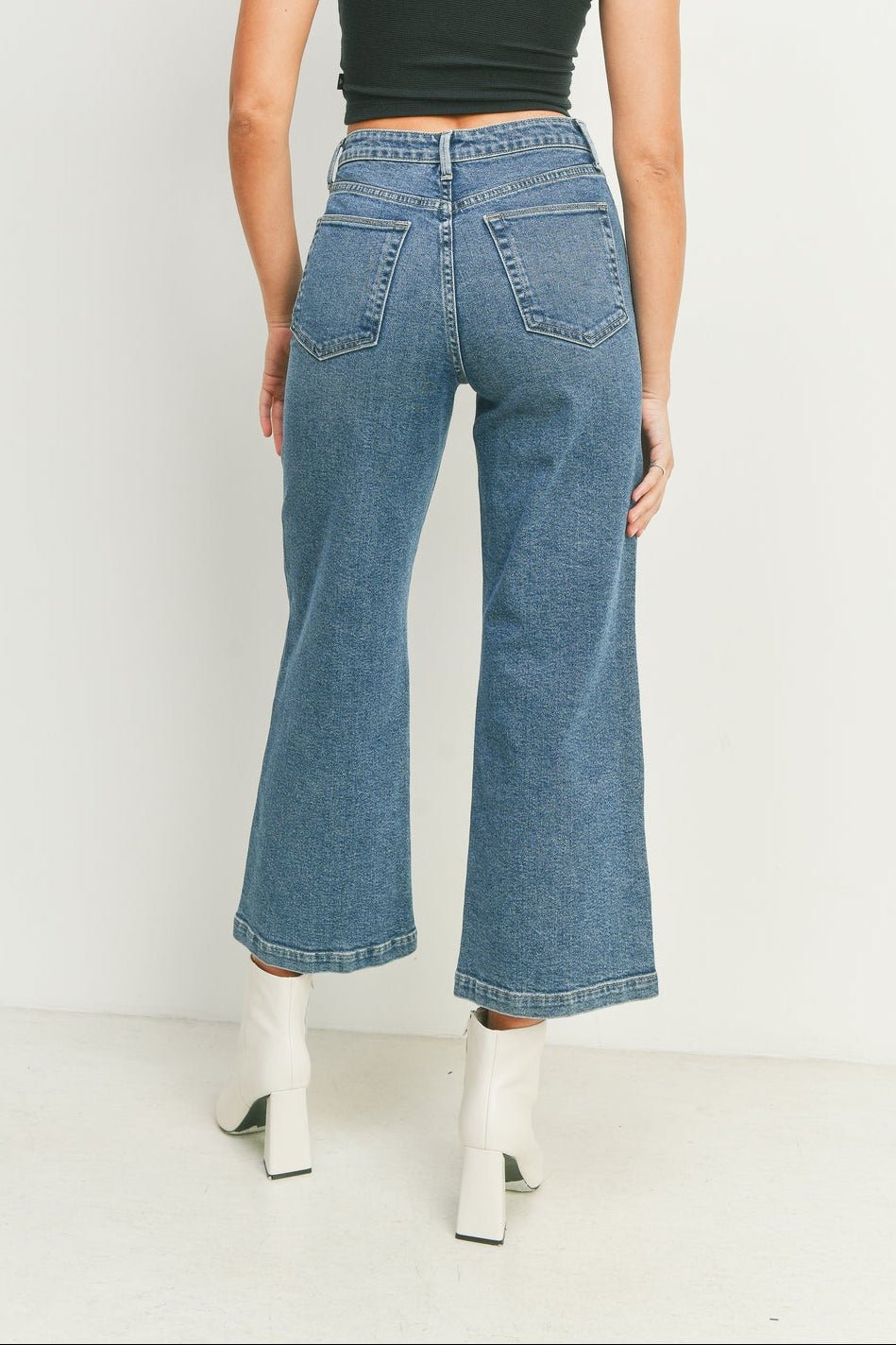 The Patch Pocket Wide Leg - MTT Collective