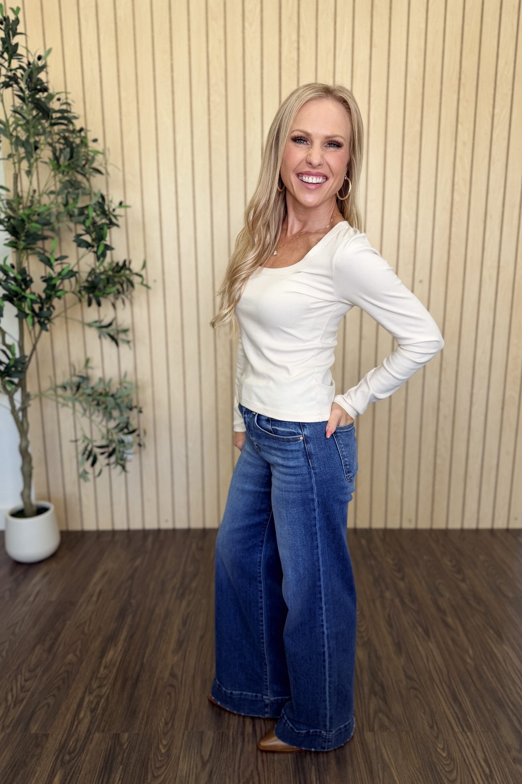 Greyson Scoop Long Sleeve Tee in Frosted Pearl styled on model