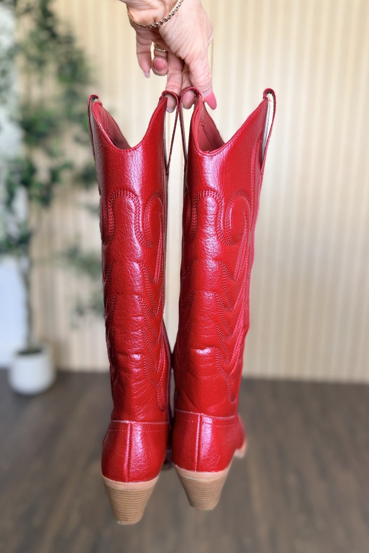 Dixie Western Boot in Crimson, back view