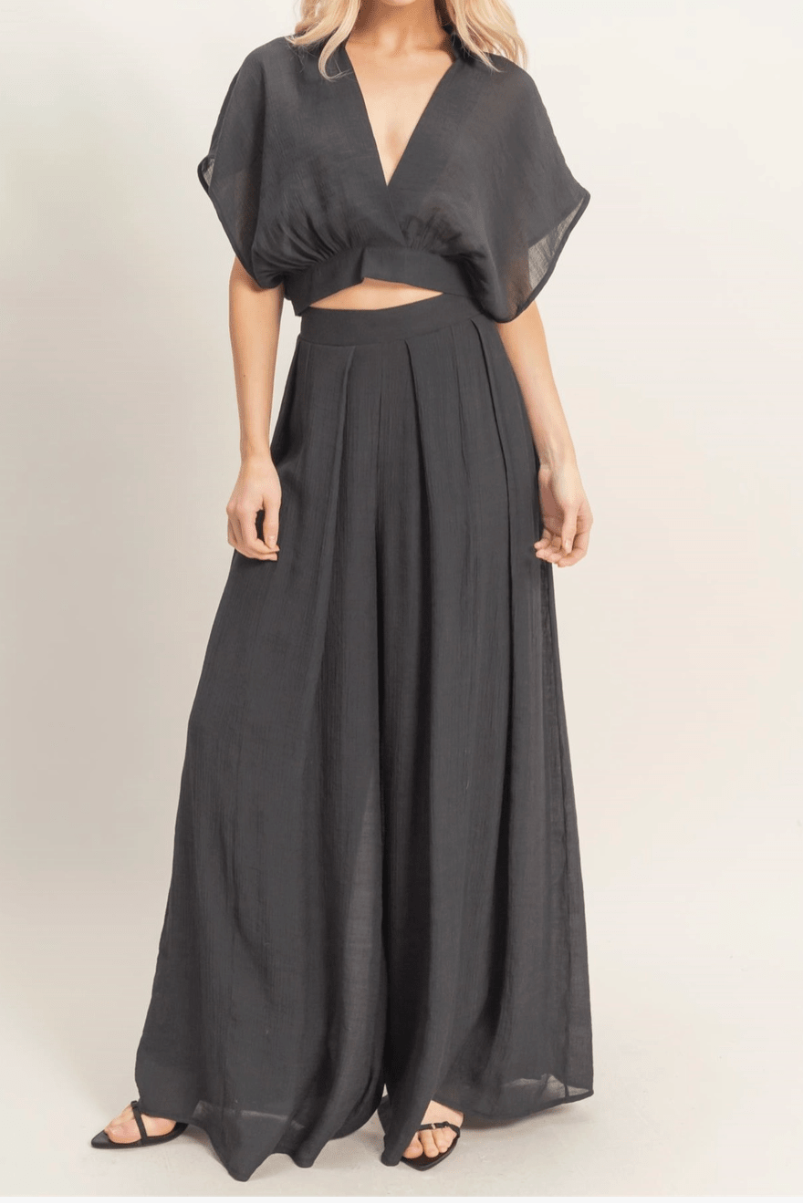 Wide Leg Flowy Pleated Pants - MTT Collective