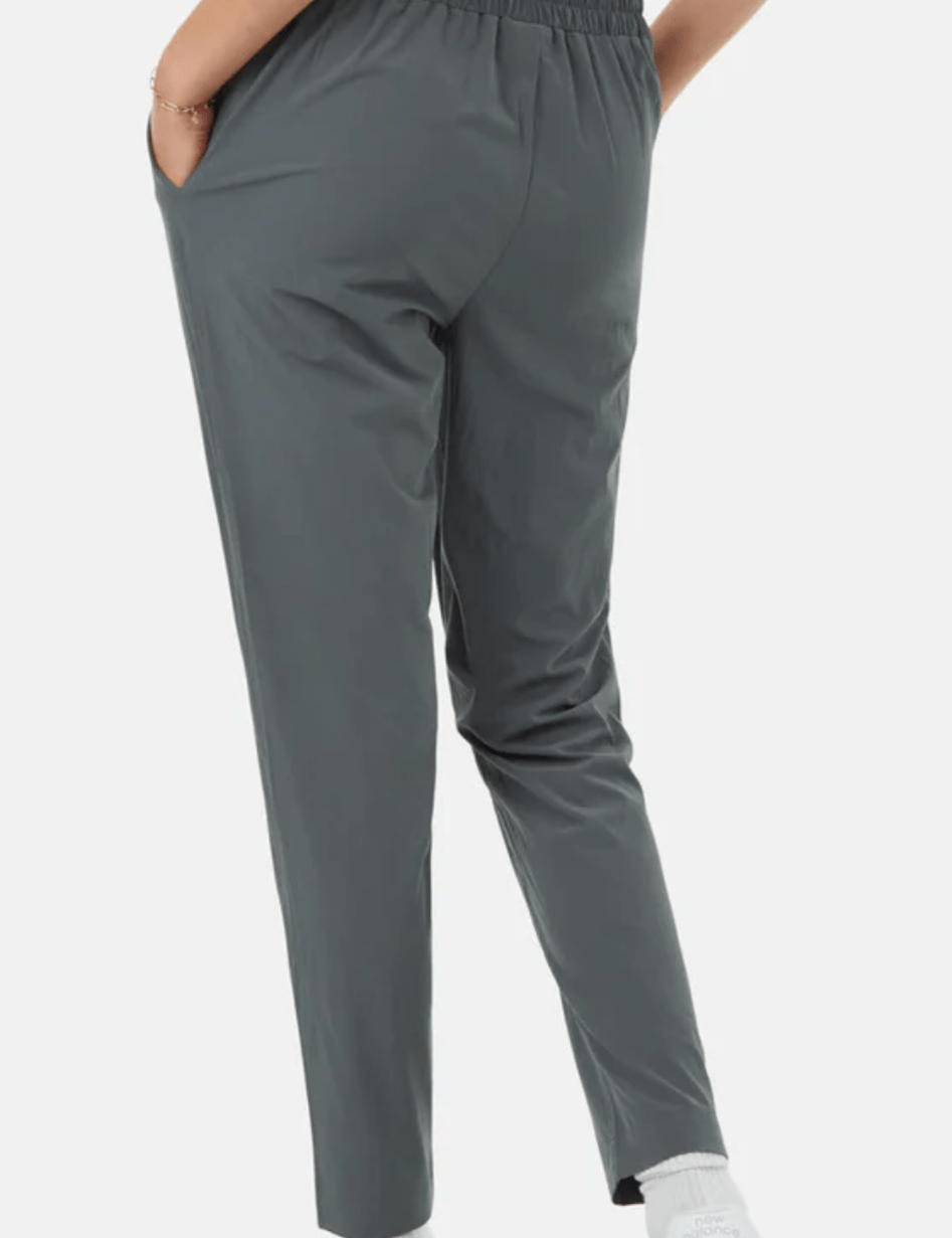 Women's InMotion Lightweight Pant - MTT Collective