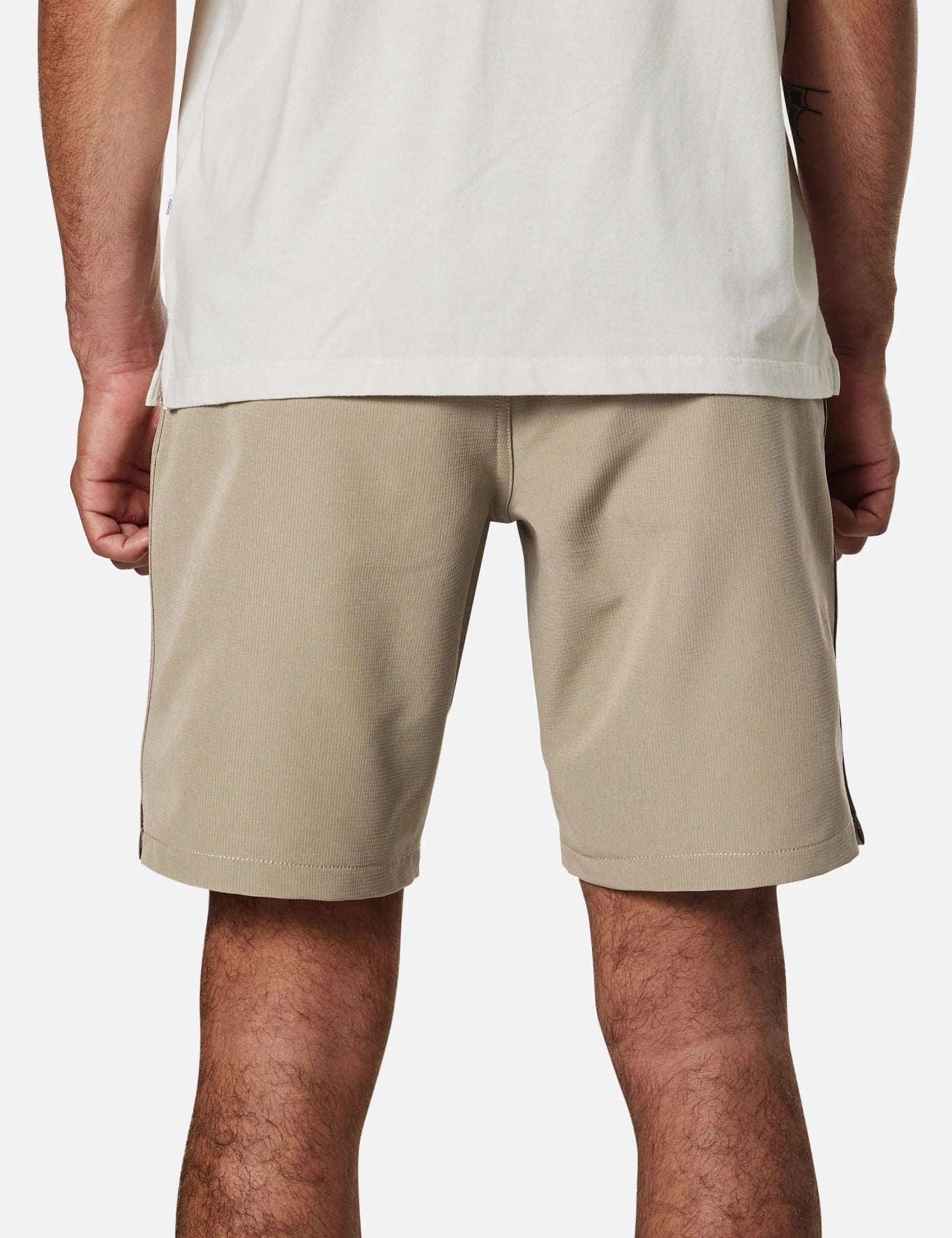 Wonderer Hybrid Trunk - MTT Collective