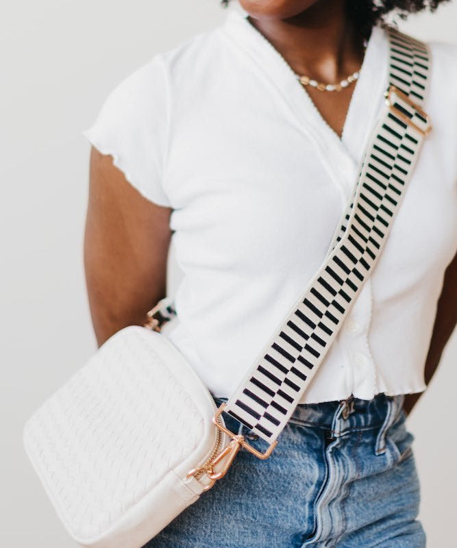Woven Willow Camera Crossbody Bag - MTT Collective