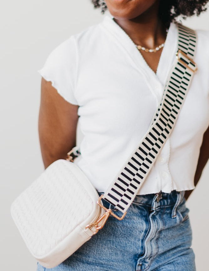 Woven Willow Camera Crossbody Bag - MTT Collective