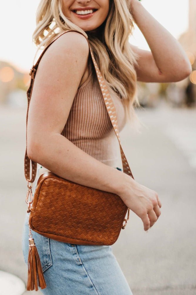 Woven Willow Camera Crossbody Bag - MTT Collective