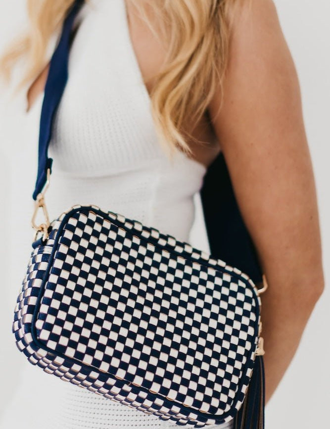 Woven Willow Camera Crossbody Bag - MTT Collective