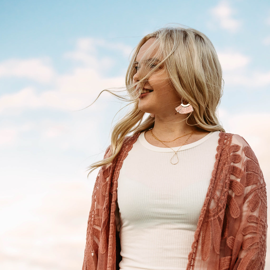 14K GOLD-FILLED TWISTED DROP NECKLACE | STYLE OPTIONS - MTT Collective