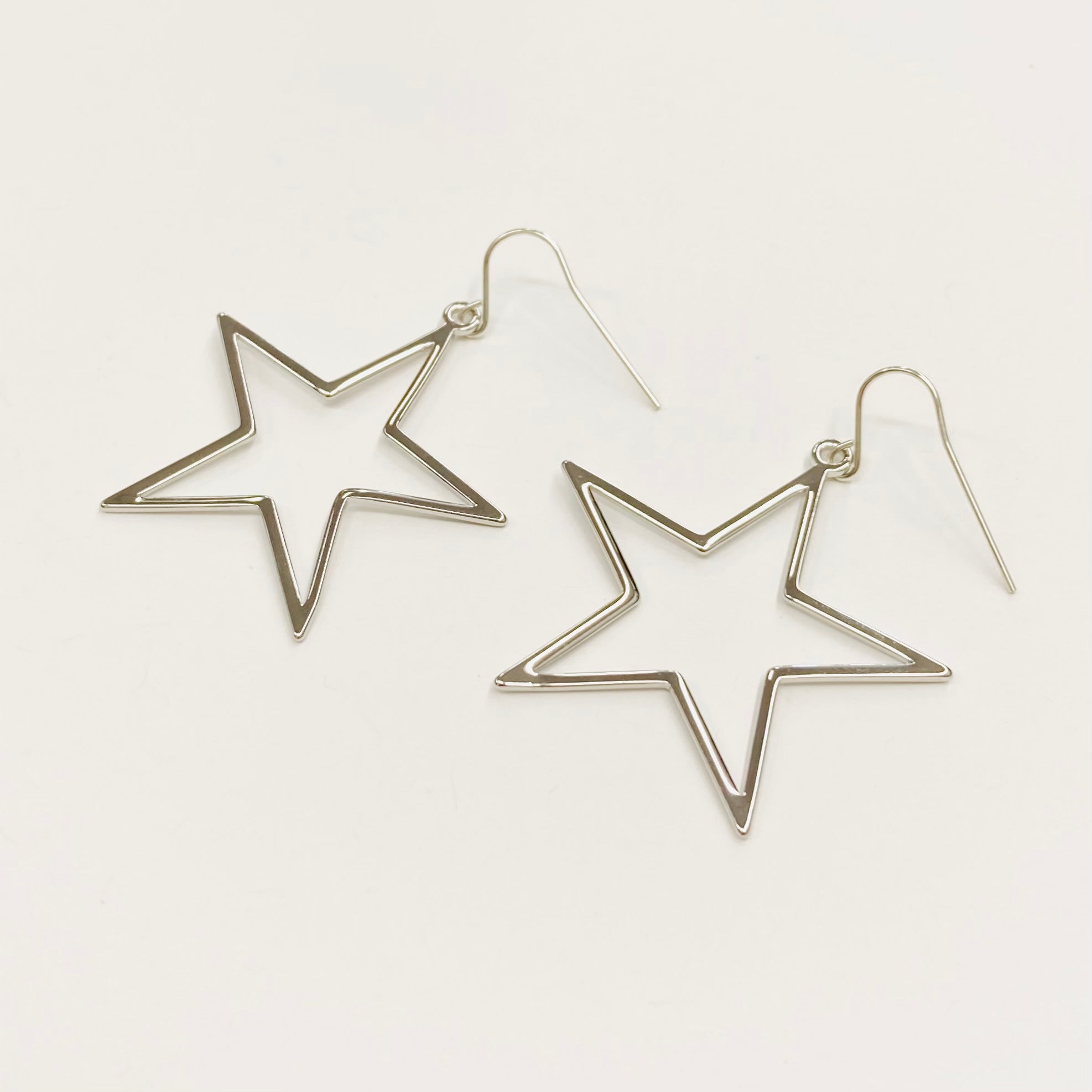 SMOOTH STAR EARRINGS | STERLING SILVER - MTT Collective